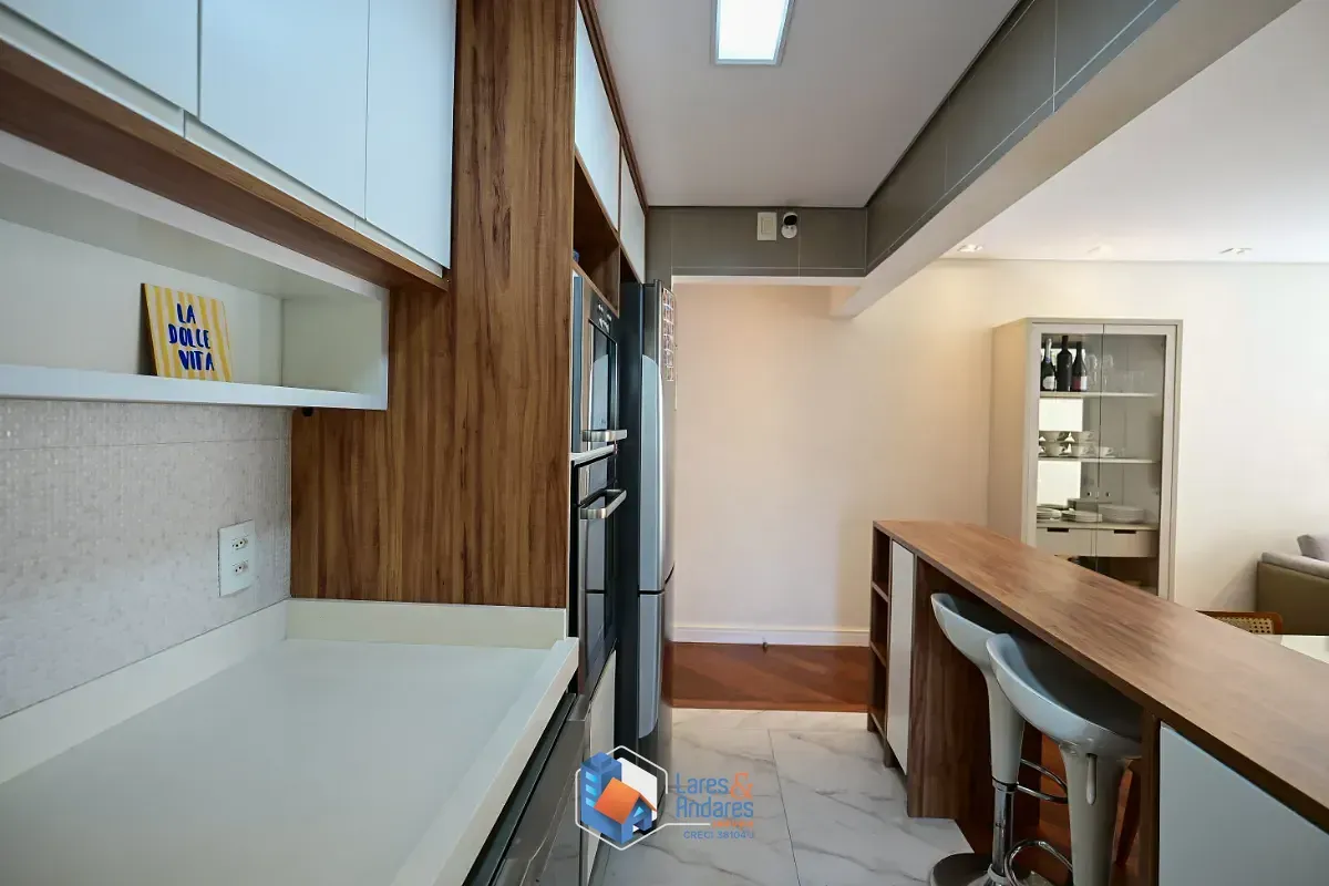 Imagem Apartamento para venda em Moema com 2 quartos, sendo 1 suíte, 72m²