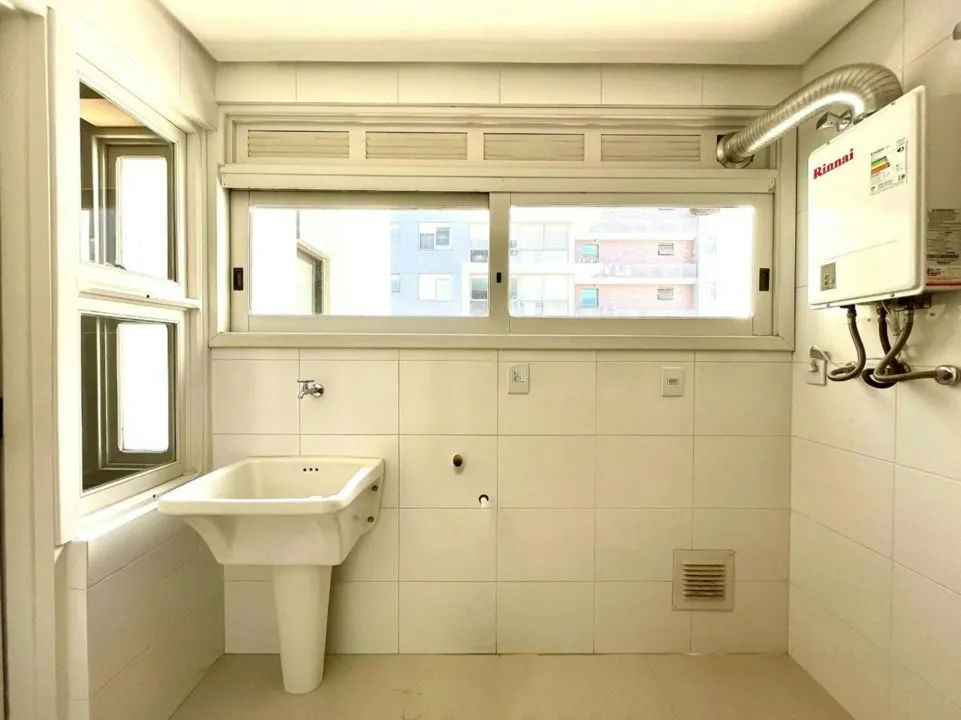 Imagem Apartamento 3 dormitórios à venda no Bairro Tristeza - Porto Alegre
