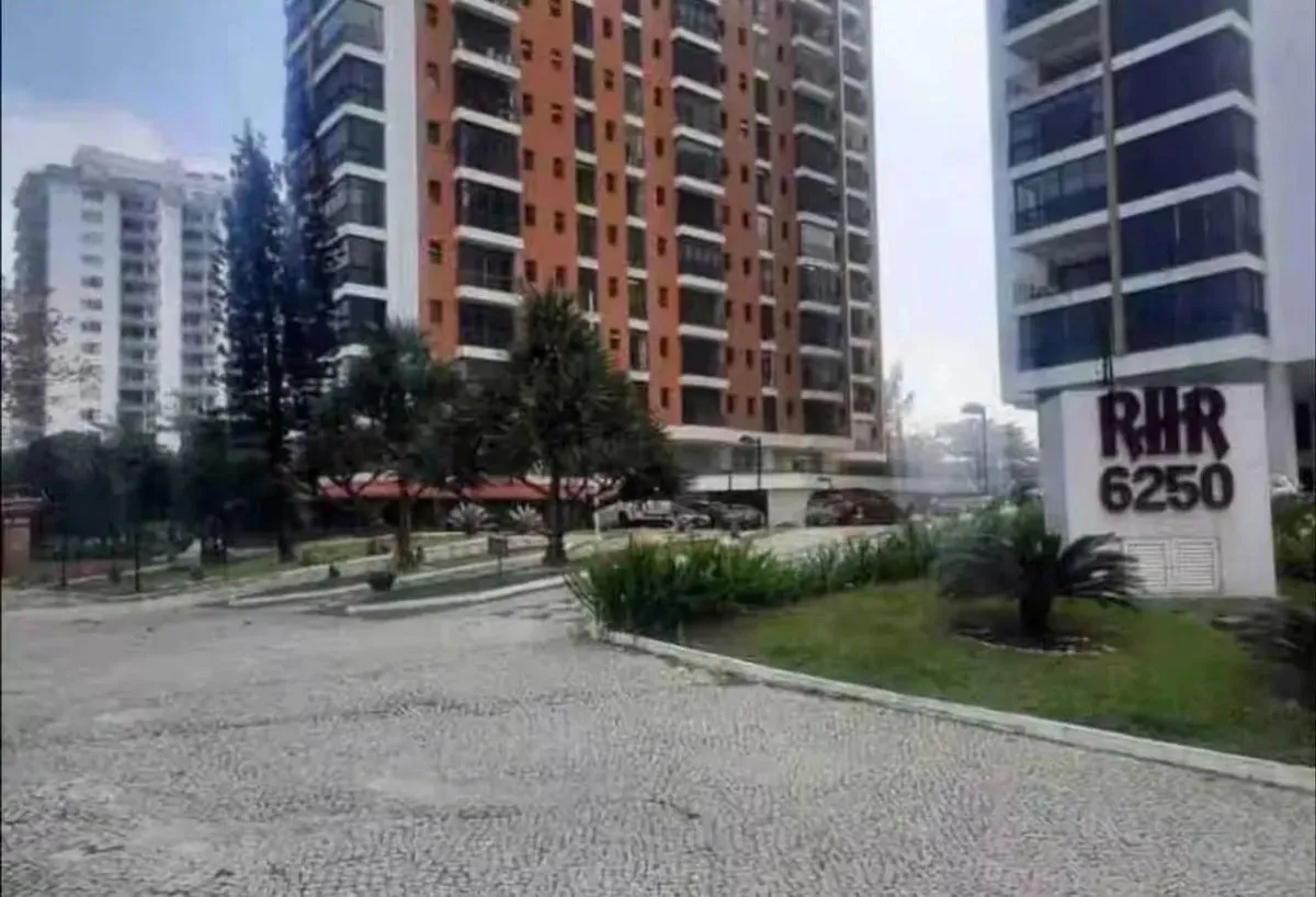 Imagem Apartamento com 2 Quartos e 2 Suítes na Avenida Lúcio Costa, Barra da Tijuca - Ap0857