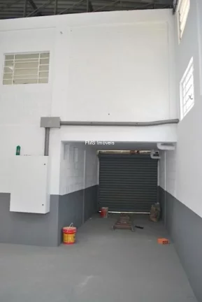Imagem Galpão com 379m2 no Interlagos