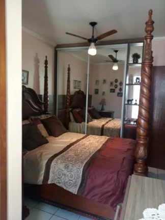 Imagem Condominio De Frente Para Mar Com Apartamento Primeiro Andar Com Vista Lateral