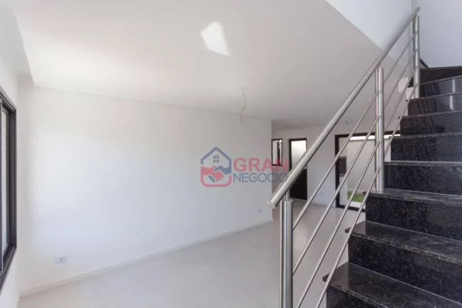 Imagem Sobrado com 3 dormitórios à venda no Atuba - Curitiba/PR