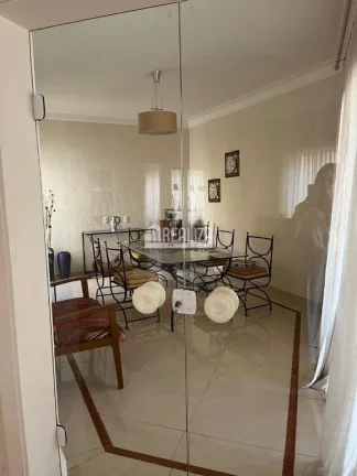Imagem Casa à venda no bairro Santa Maria, Uberaba - 5 dormitórios, piscina e sauna