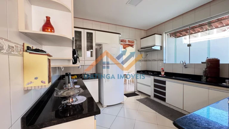 Imagem Casa á venda no bairro Recanto - Ipatinga