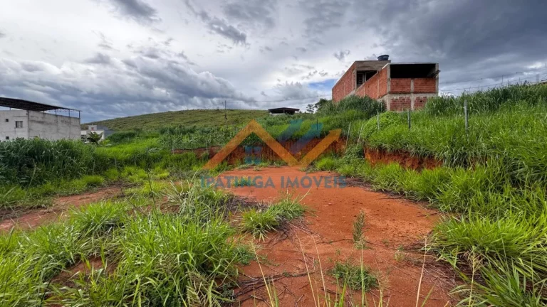 Imagem Lote de 240m² no Bairro Cidade Verde!