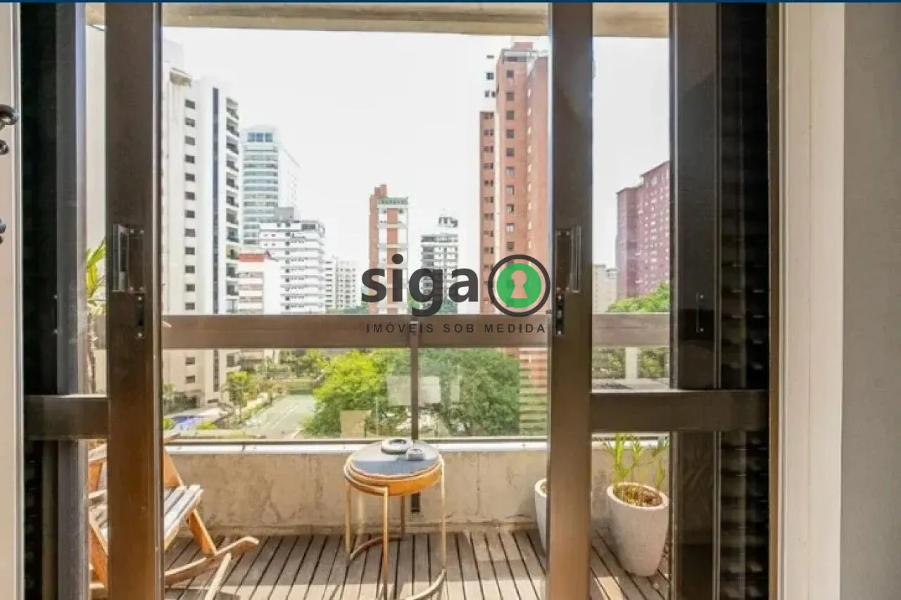 Imagem Apartamento no Itaim disponível para venda ou locação, de 225 m2, 3 quartos e 2 vagas.