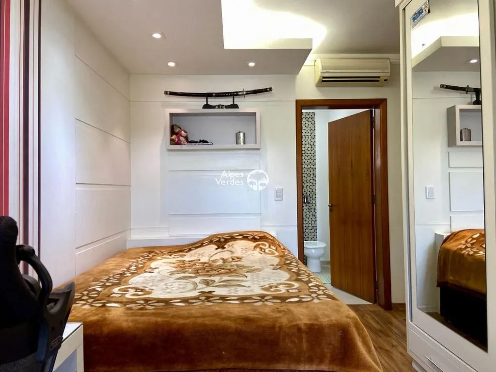 Imagem Vende-se casa totalmente mobiliada em Três Coroas-3 Quartos- R$3.200.000,00