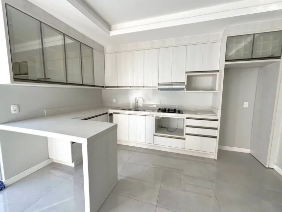Imagem Casa geminada | Czerniewicz | 3 quartos (1 suíte) | 168m²