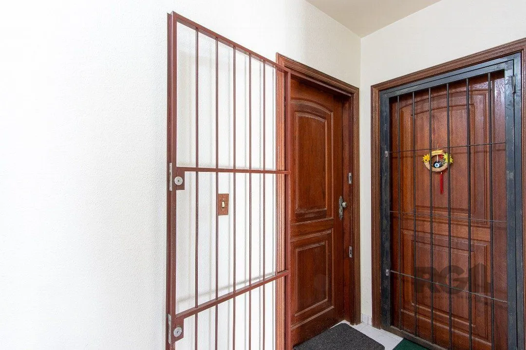 Imagem Cobertura para venda, 167m², 3 dormitórios, Nonoai