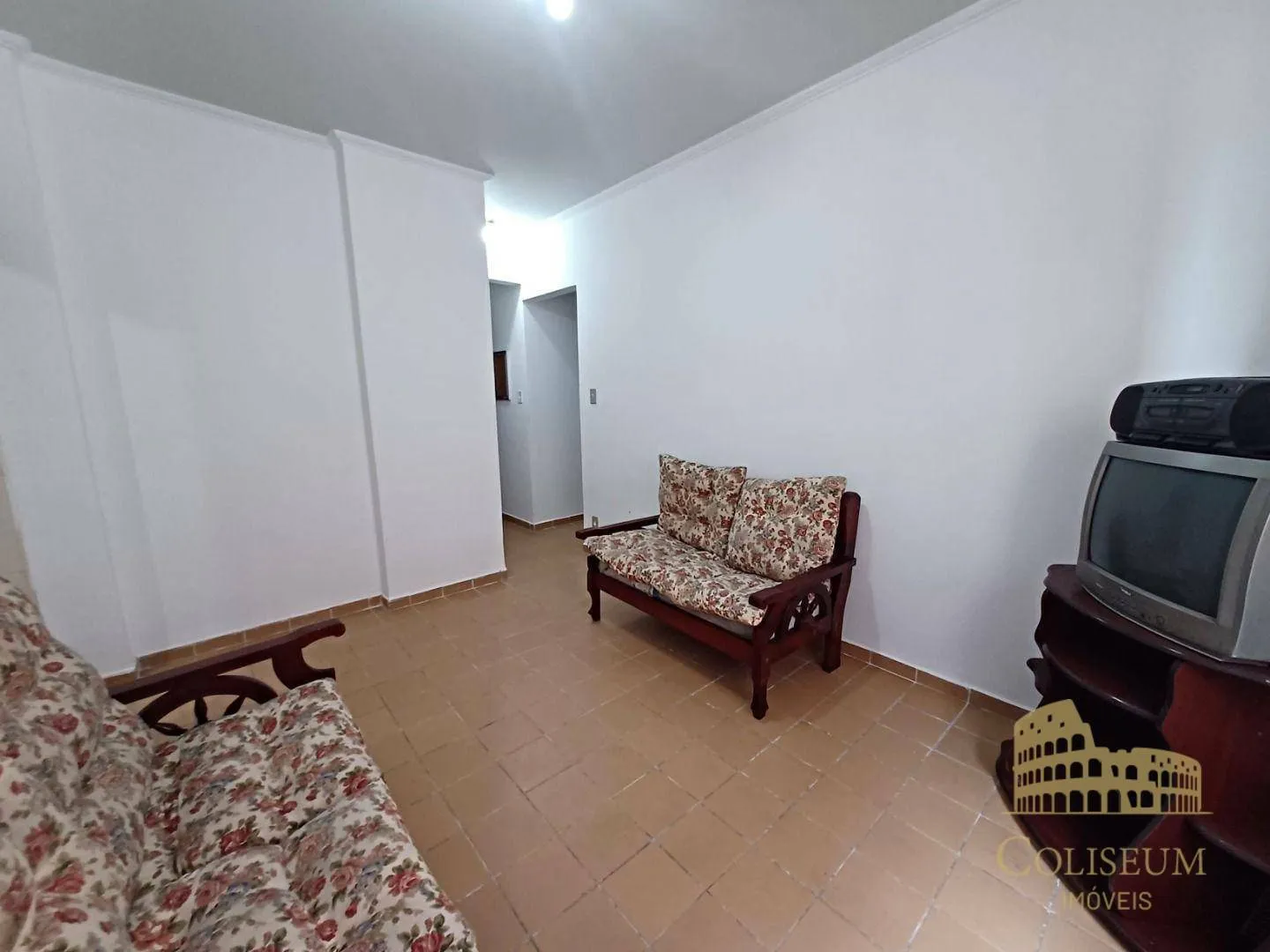 Imagem Apartamento com 2 dormitórios à venda, 76 m² por R$ 360.000,00 - Aviação - Praia Grande/SP