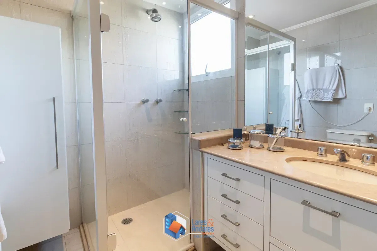 Imagem Apartamento para venda em Moema com 2 quartos, sendo 2 suítes, 165m²
