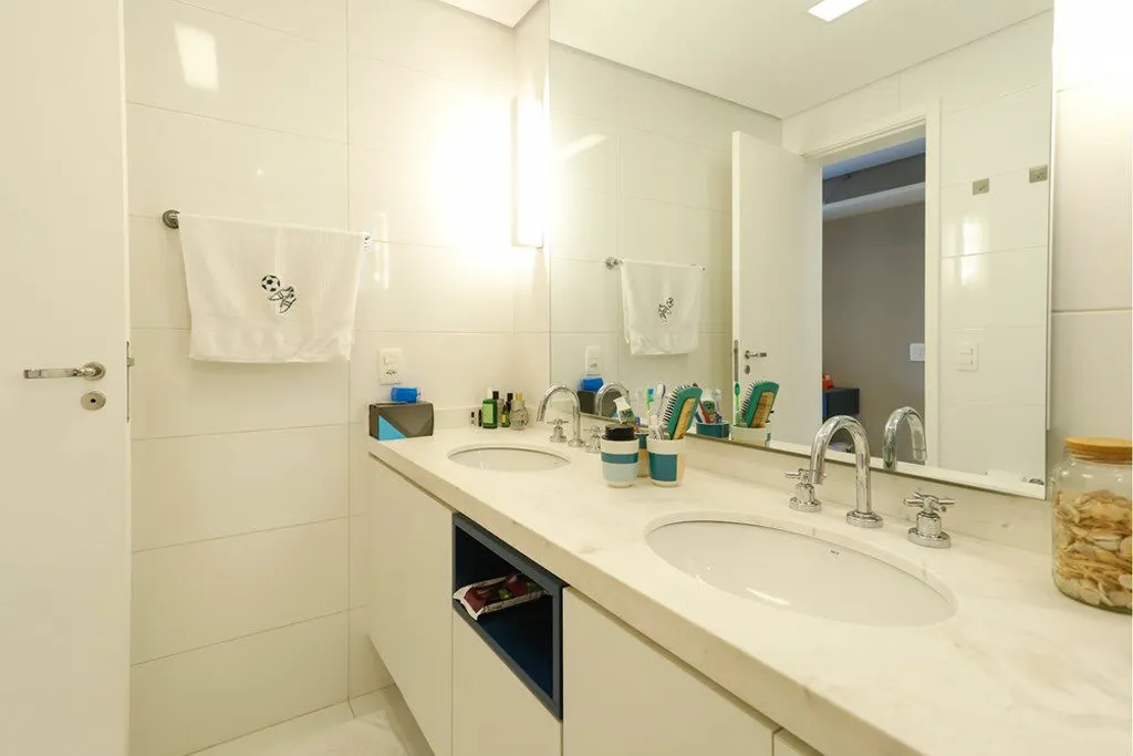 Imagem Apartamento à venda em São Paulo, Água Branca, com 3 quartos, 241m2