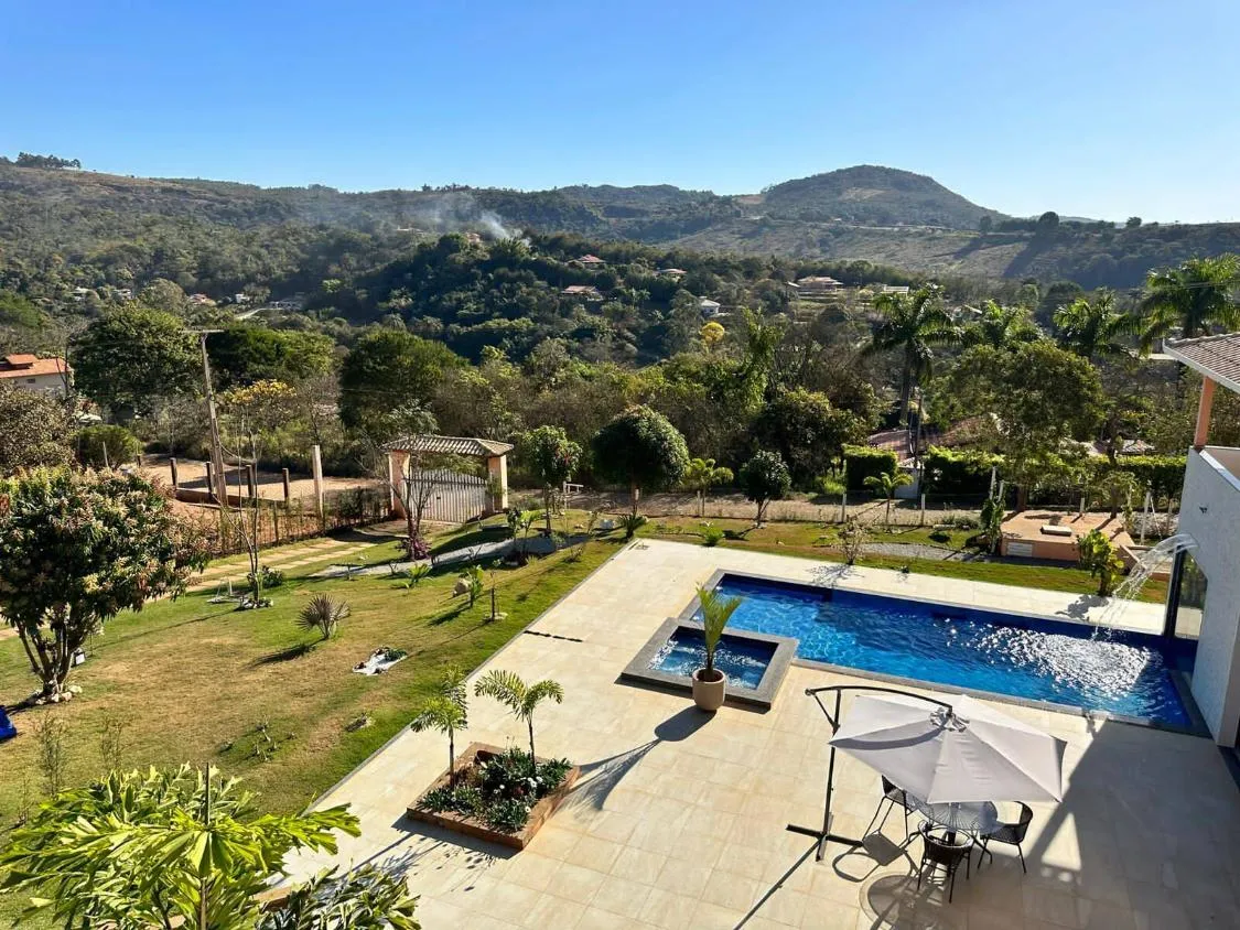 Imagem Vendo uma linda chácara em itatiaiuçu/MG , com área total de 3.400 m²,
