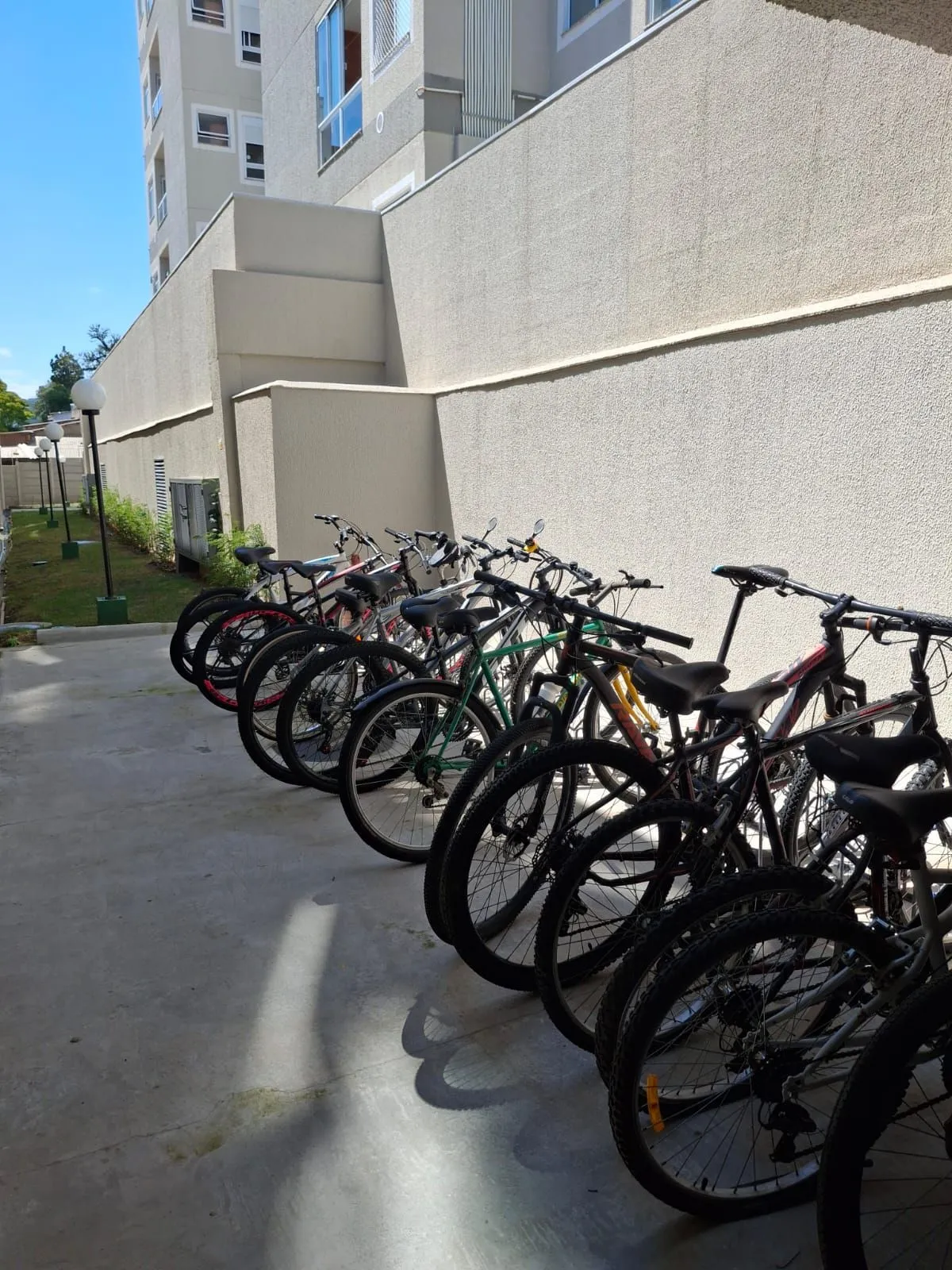 Imagem Apartamento de 2 dormitórios com 1 vaga de garagem , nunca habitado !