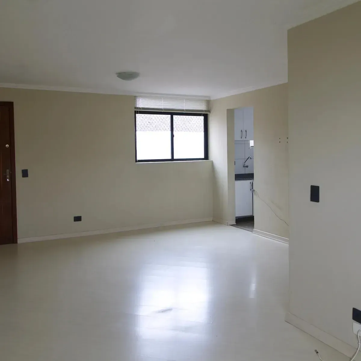 Imagem Apartamento com 2 Quartos à Venda, 61,37 m² em Mercês - Curitiba