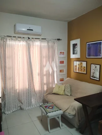 Imagem Apartamento à venda com 1 dormitório e varanda envidraçada no Boqueirão de Santos/SP