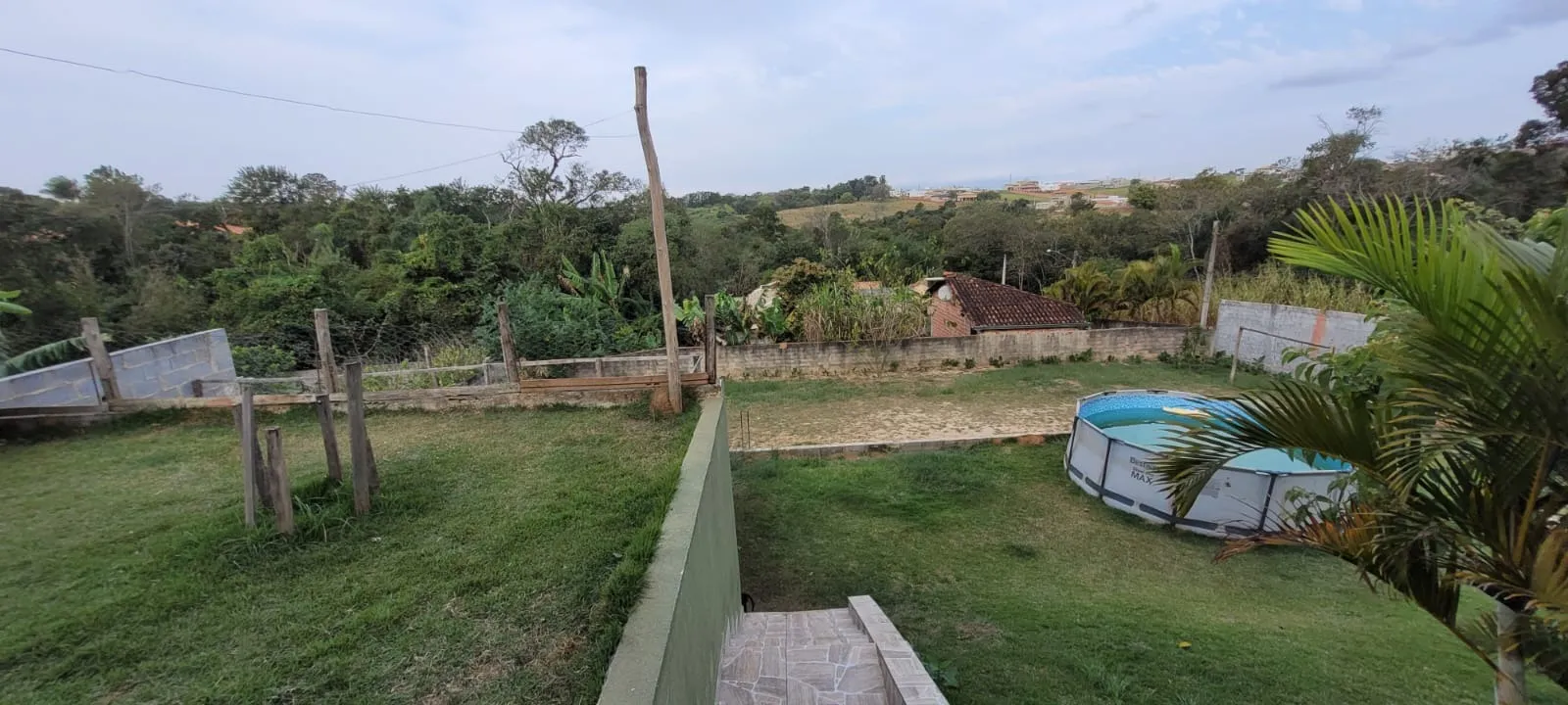 Imagem Chácara com 2 casa e 1 edícula - Condomínio Residencial Aquarius- Araçoiaba da Serra