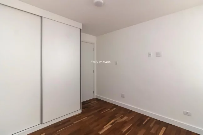 Imagem Apartamento com 4 Quartos e 2 Suítes em Santa Cecília, São Paulo - 120m² - Imperdível!