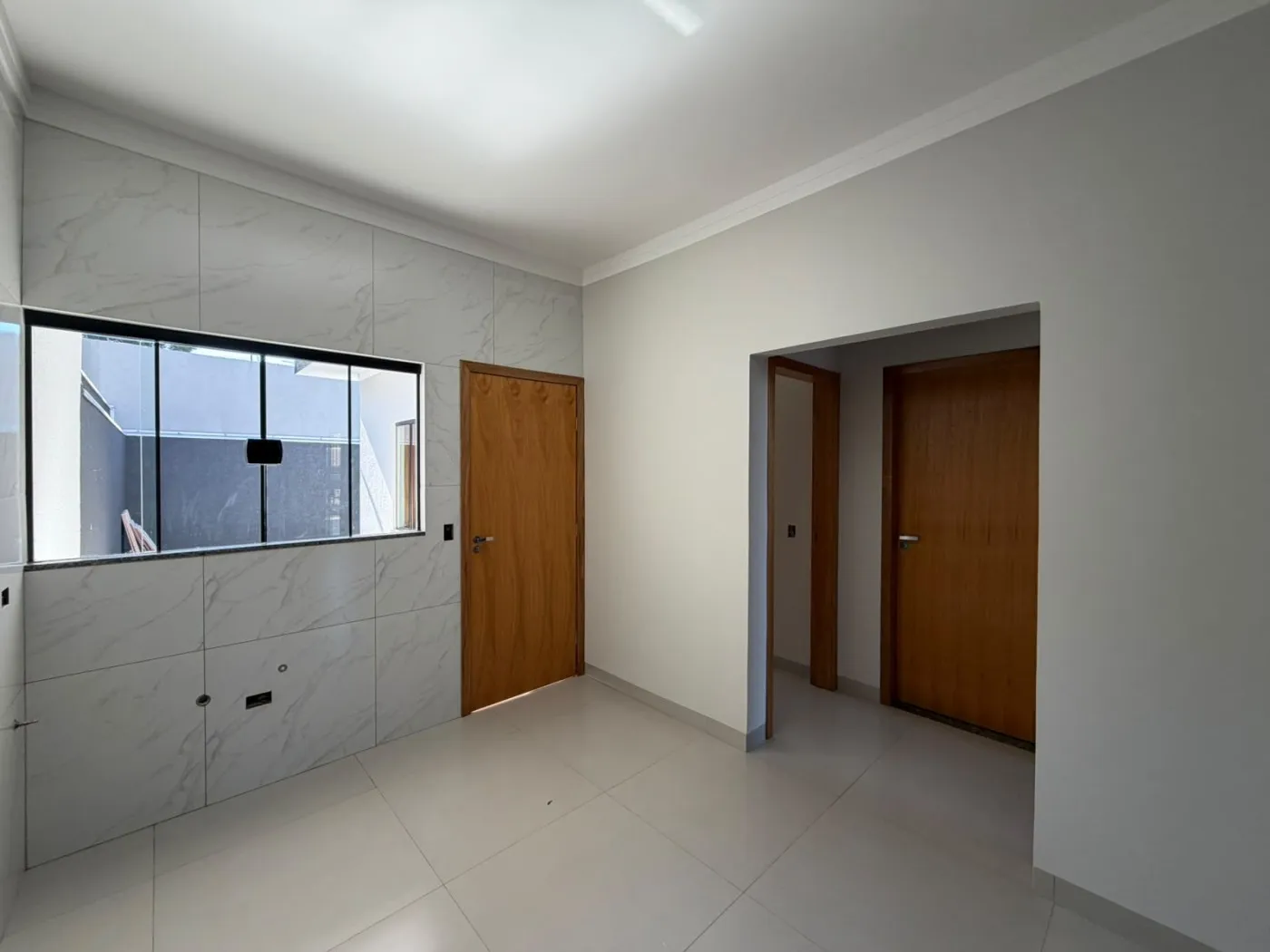 Imagem para Venda em Maringá / PR no bairro Conjunto Habitacional Requião