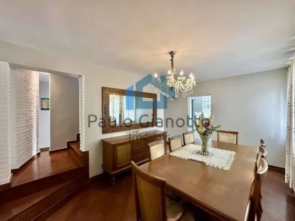 Imagem Casa Espetacular com 5 suítes, gourmet, piscina e hóspedes!