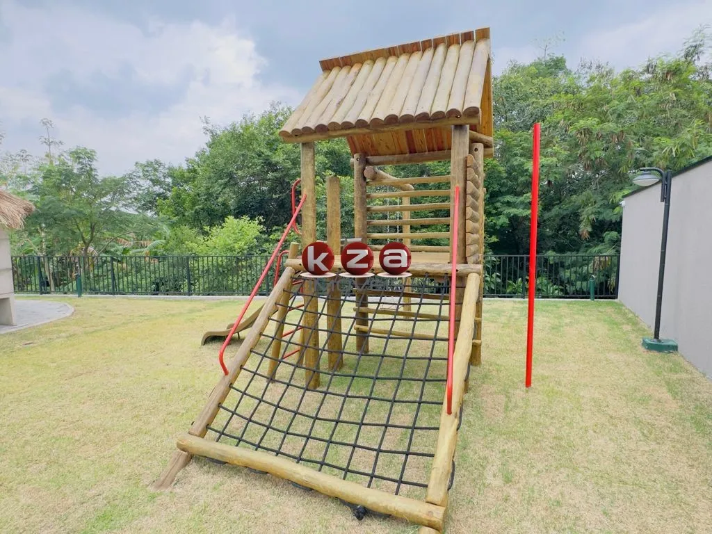 Imagem Terreno plano com 310m² a venda no Condomínio Villa do Sol, Valinhos-SP!