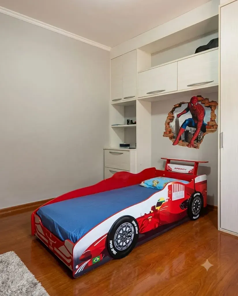 Imagem Casa à venda - Área útil 281 m2 com 3 dormitórios sendo 1 suíte - 8 vagas - Piscina - Jardim do Lago