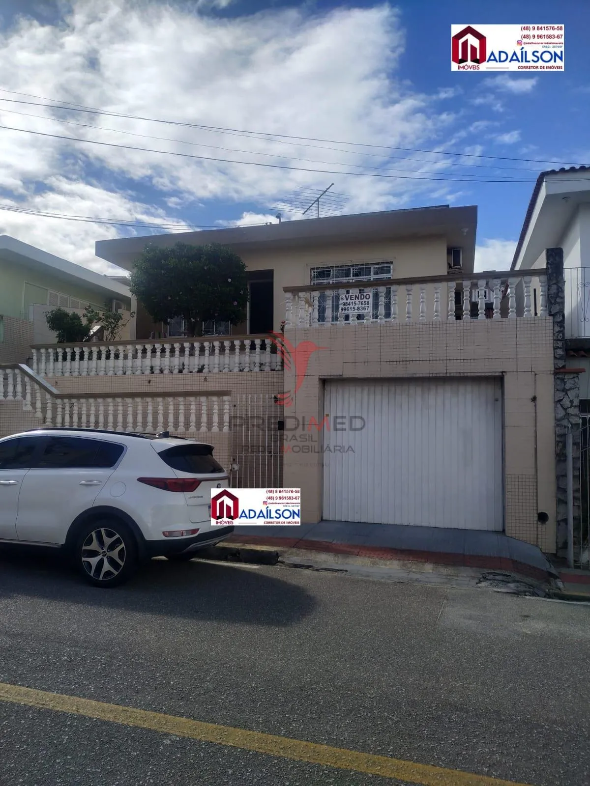 Foto do imóvel CASA A VENDA EM SÃO JOSÉ SC, BARREIROS, 3 DORMITÓRIOS, 1 SUÍTE + EDÍCULA COM CHURRASQUEIRA