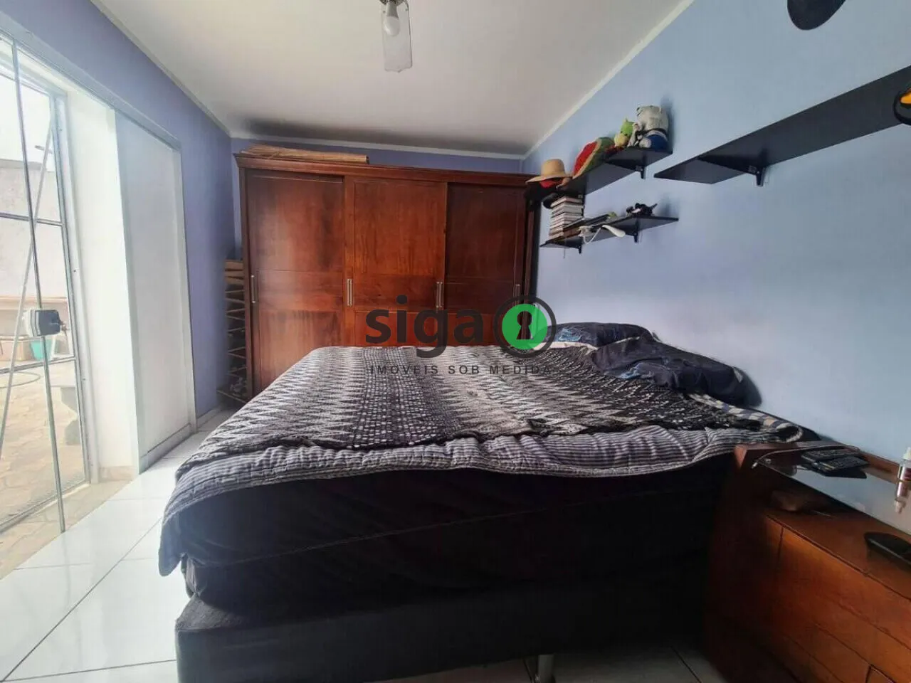 Imagem Casa Térrea com Piscina e Terreno Amplo a Poucos Minutos do Morumbi.