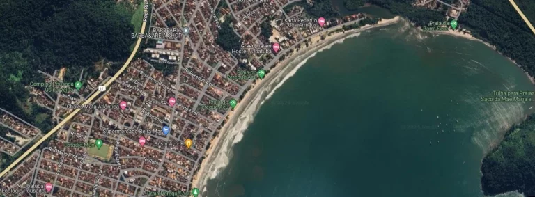 Imagem Sobrado na praia do Perequê Açu - Ubatuba, com 6 quitinetes