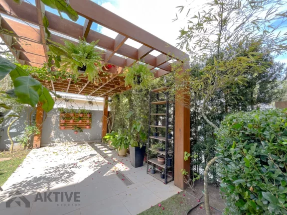 Imagem Casa de Condomínio em Aldeia da Serra - Barueri, SP