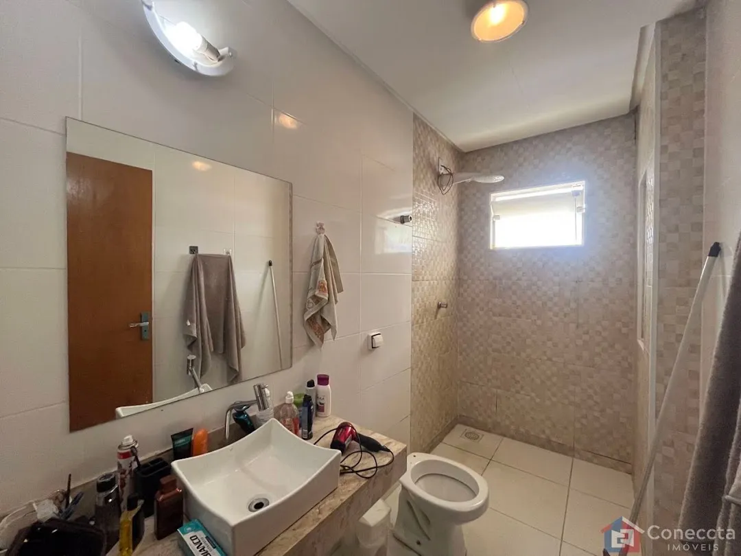 Imagem Apartamento com 2 dormitórios à venda, 69 m² por R$ 250.000,00 - Laranjeiras - Patos de Minas/MG