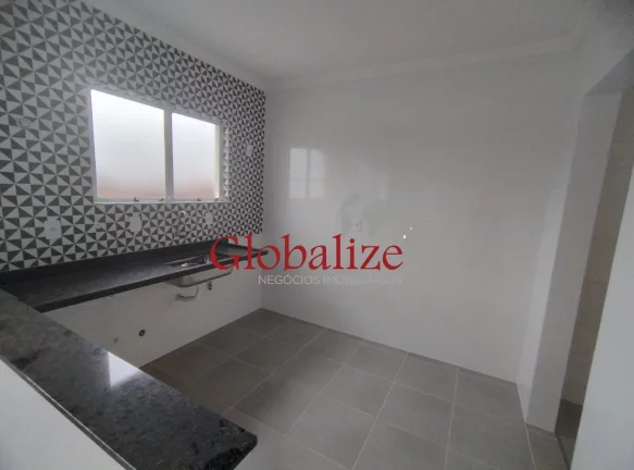 Imagem Sobrado com 2 dormitórios, sendo 1 suíte no bairro do Estuário em Santos por R$515.000,00
