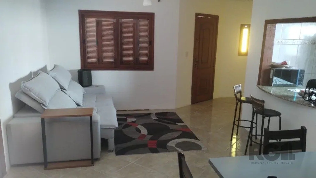 Imagem Casa para Venda - 250m², 2 dormitórios, 4 vagas - Lageado