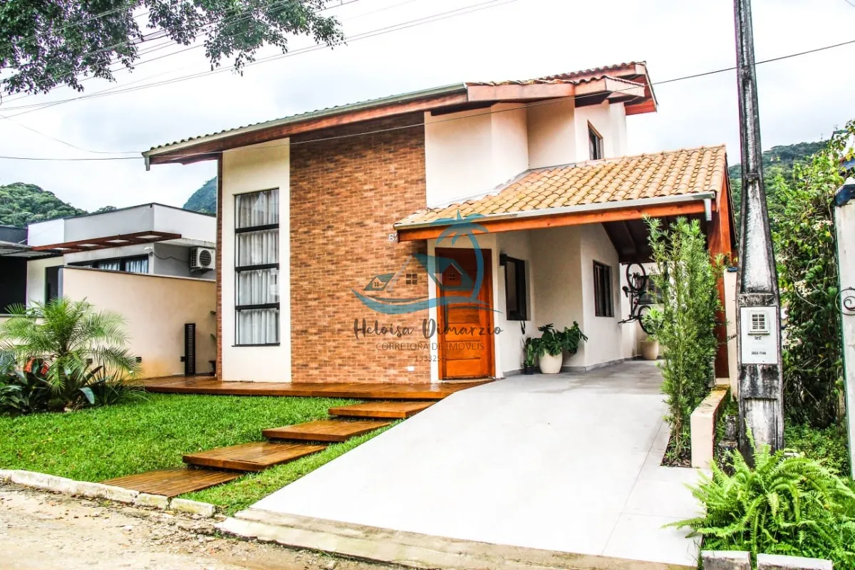 Foto do imóvel Linda casa em condomínio fechado em Ubatuba