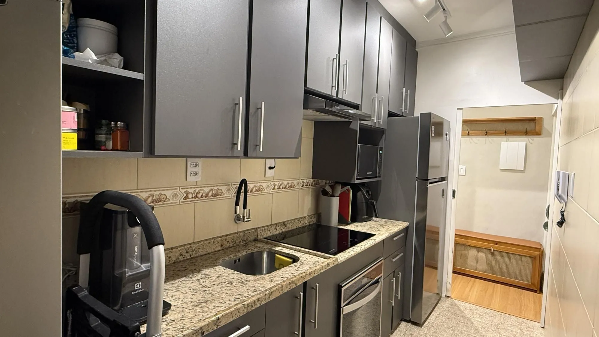 Imagem APARTAMENTO 100% REFORMADO NO PASSO D'AREIA