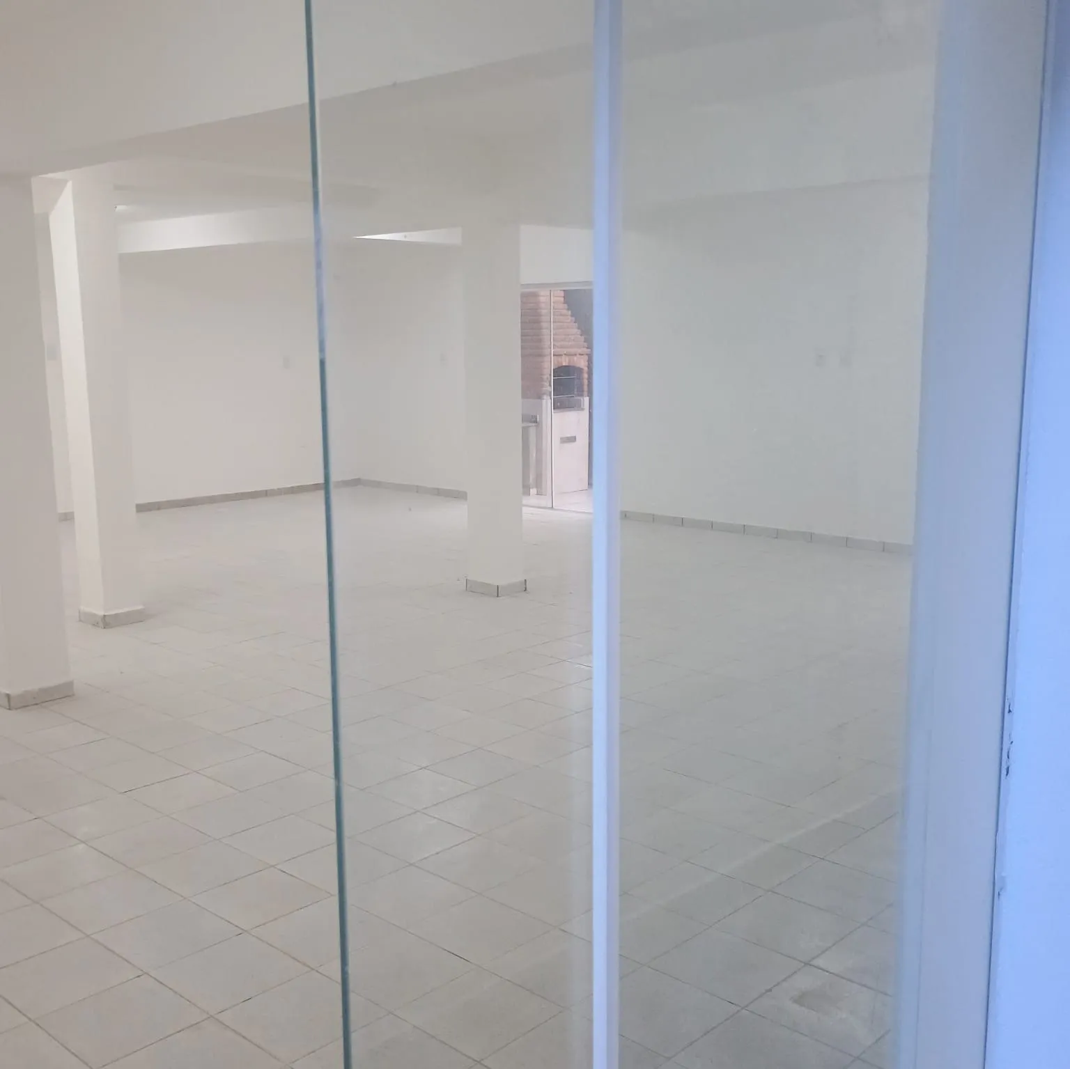 Imagem Campolim | Casa térrea | 340 m² construídos | Terreno de 360 m² | 3 dormitórios, 1 suíte | Escritório | Closet | 3 vagas | Residencial ou Comercial