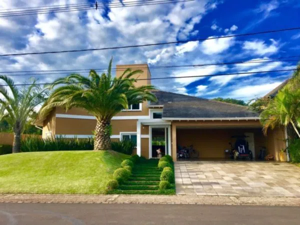Imagem Casa Condominio para Venda - 414m², 4 dormitórios, sendo 4 suites, 4 vagas - Belém Novo