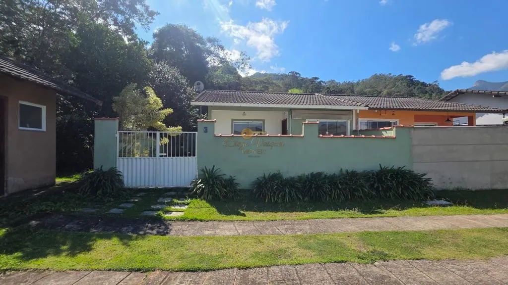 Imagem Casa em Condomínio para Venda em Teresópolis / RJ no bairro Vargem Grande