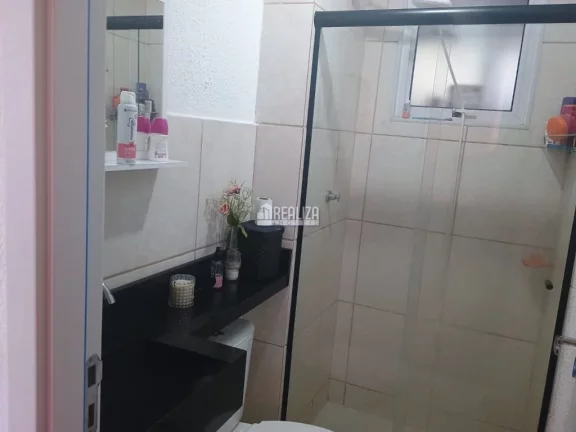 Imagem Apartamento à venda no Condomínio Vila Vic Bilbao, em Uberaba - 2 dormitórios, garagem e muito mais!
