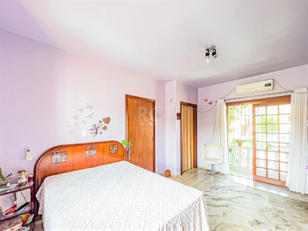 Imagem Casa para Venda - 272.24m², 3 dormitórios, sendo 1 suites, 4 vagas - Vila Jardim