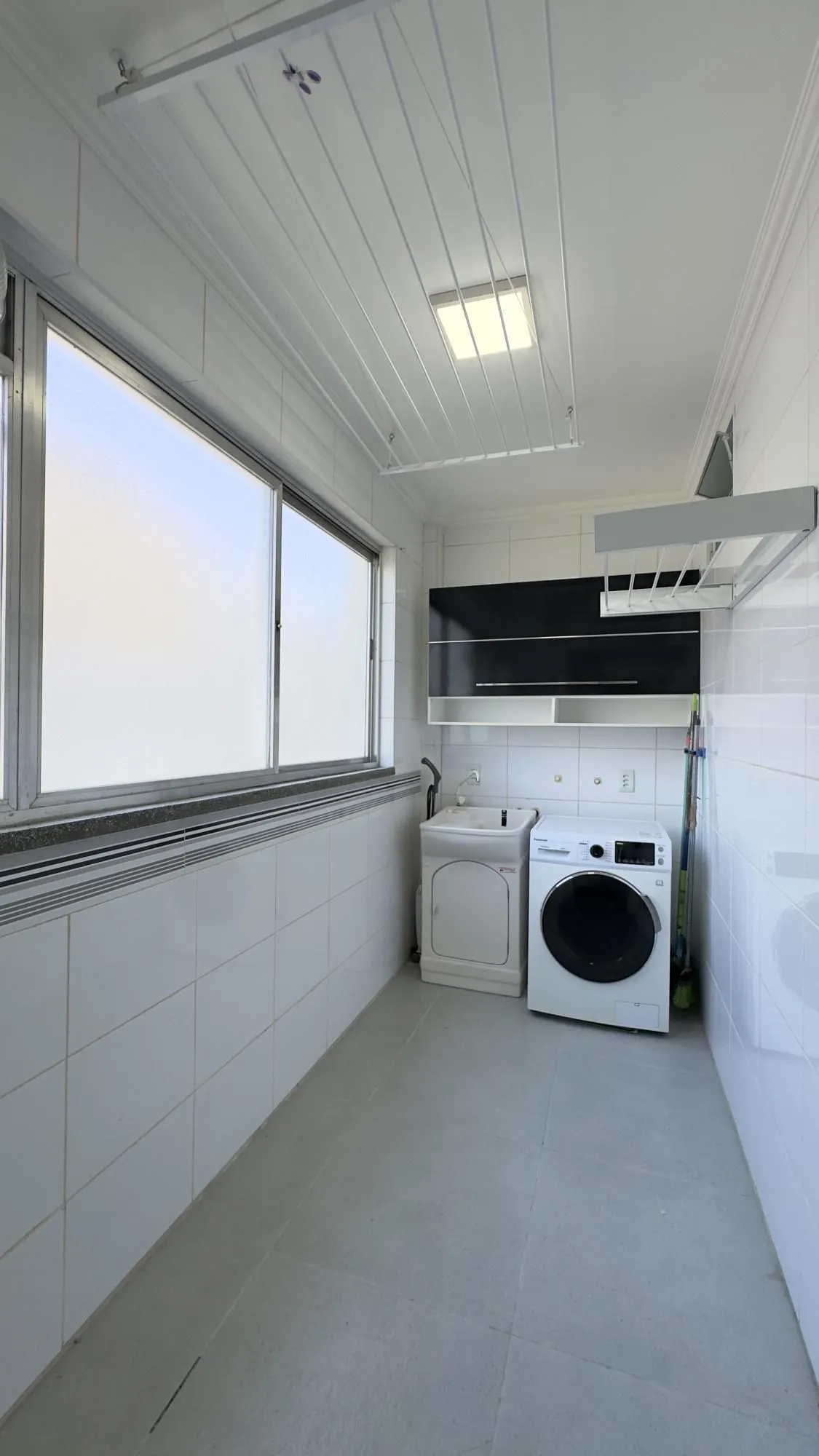 Imagem Apartamento mobiliado de 71m², com 2 dormitórios, sendo 1 suíte e vaga no Centro