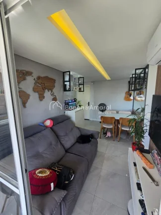 Imagem Com 68 m² de área útil, este apartamento totalmente reformado combina conforto, sofisticação e ...