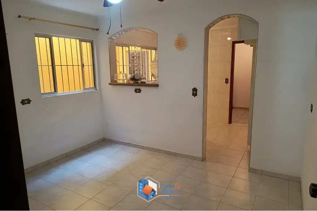 Imagem Casa à venda 3 Quartos 1 Suite 2 Vagas 160M² Vila Marari São Paulo - SP