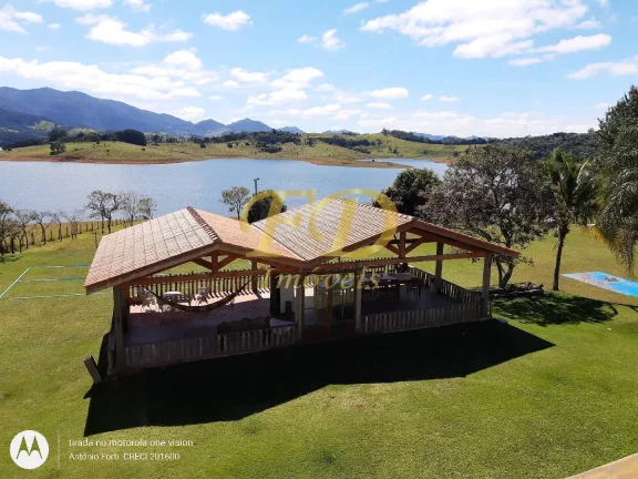 Foto do imóvel SITÍO COM ACESSO DIRETO PARA A REPRESA EM PIRACAIA