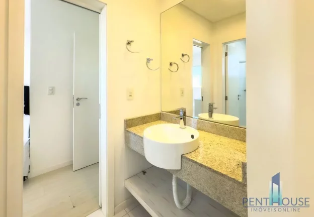 Imagem Apartamento Zona Central para Venda em Balneário Camboriú, CENTRO, 3 dormitórios, 3 suítes, 4 banheiros, 2 vagas