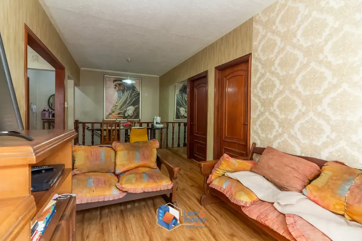 Imagem Casa para venda em Cangaíba com 4 quartos, 250m²