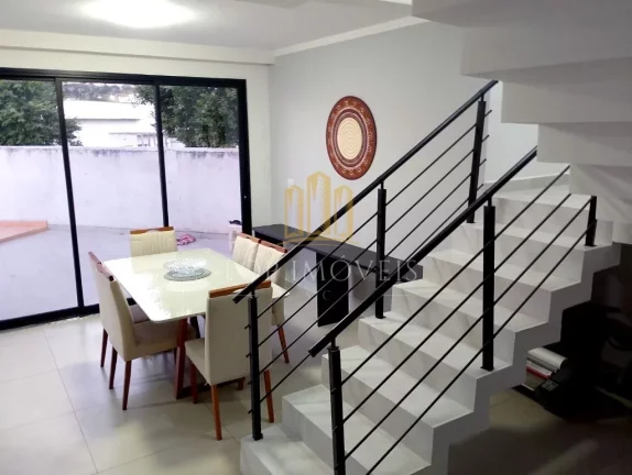 Imagem Sobrado Terras do Vale 3Dormitórios 1 Suíte Terreno de Esquina 302m²