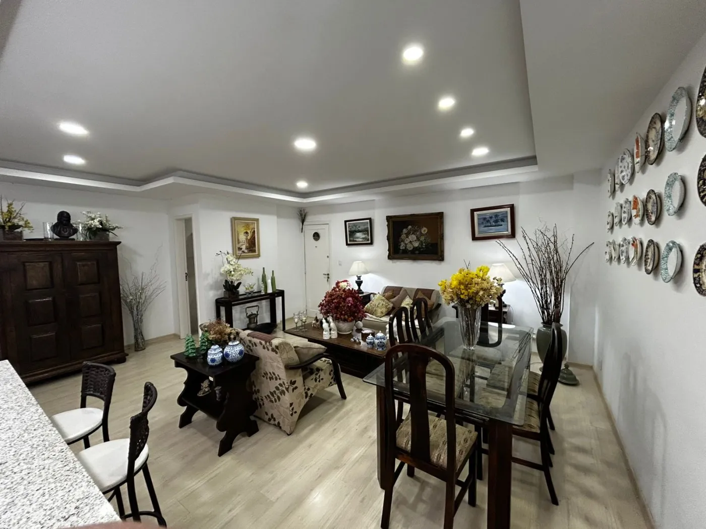 Imagem Apartamento para Venda em Petrópolis / RJ no bairro Nogueira