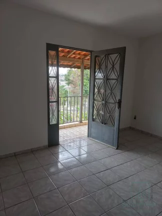 Imagem Casa à venda em Bragança Paulista 3 dormitórios, sendo 1 suíte 450 mil