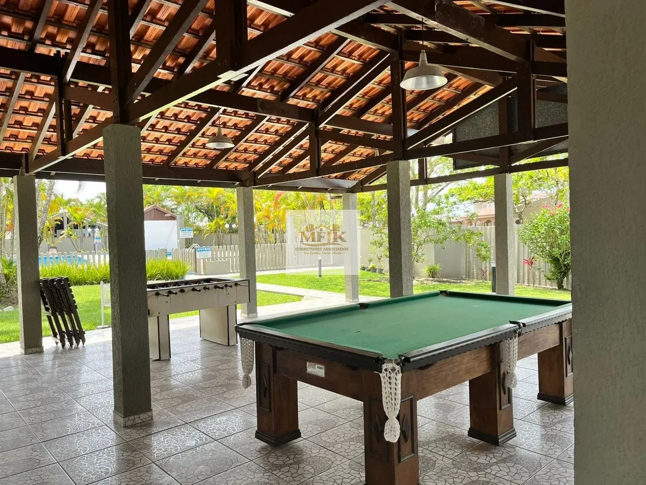 Imagem CASA A VENDA EM CONDOMÍNIO FECHADO NO BALNEÁRIO CANOAS